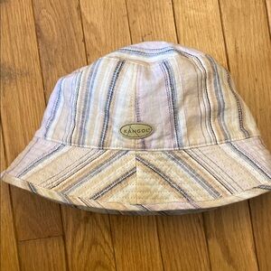 Kangol Beige and Cream Patterned Hat OS Leather Patch